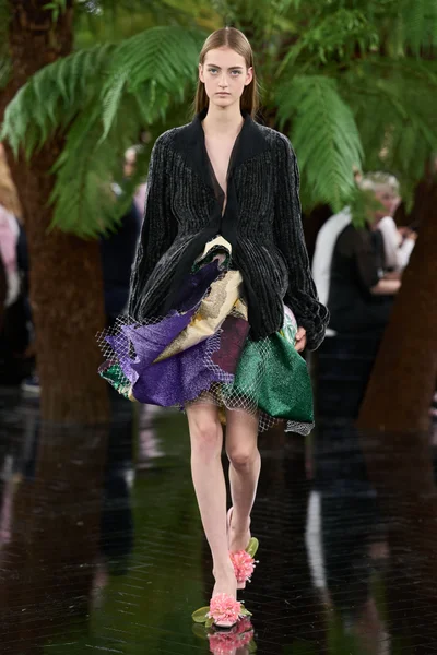 Look 52